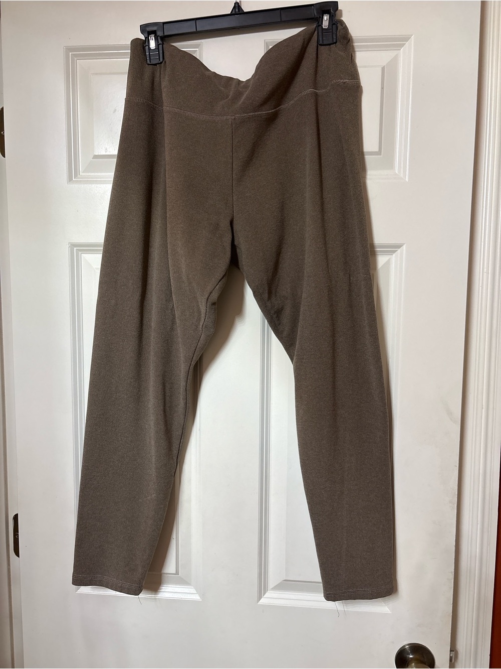 Women’s High-Rise Brown Fleece Leggings